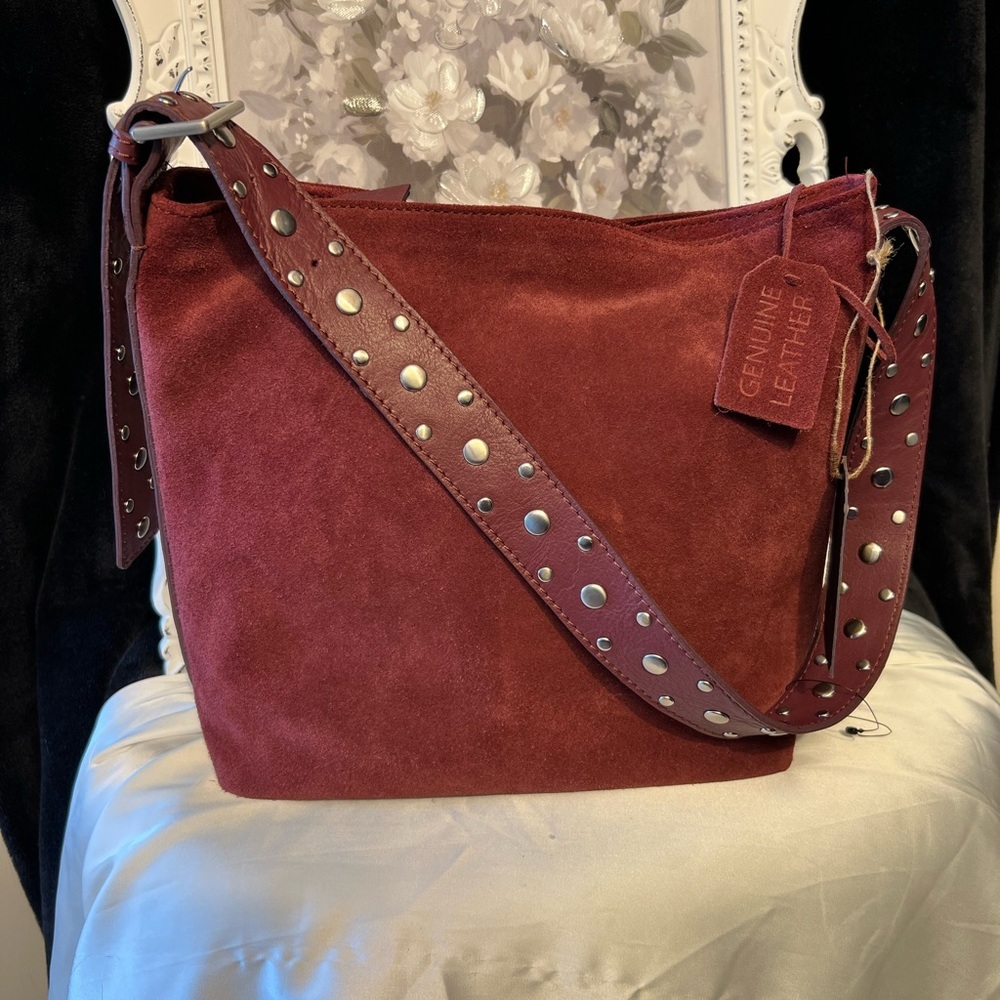🍷MADE IN INDIA Suede Studded Hobo Elegant Burgundy Shoulder Bag🍷NWT - Picture 10 of 17